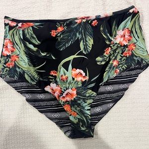 Torrid floral reversible swim bikini bottoms